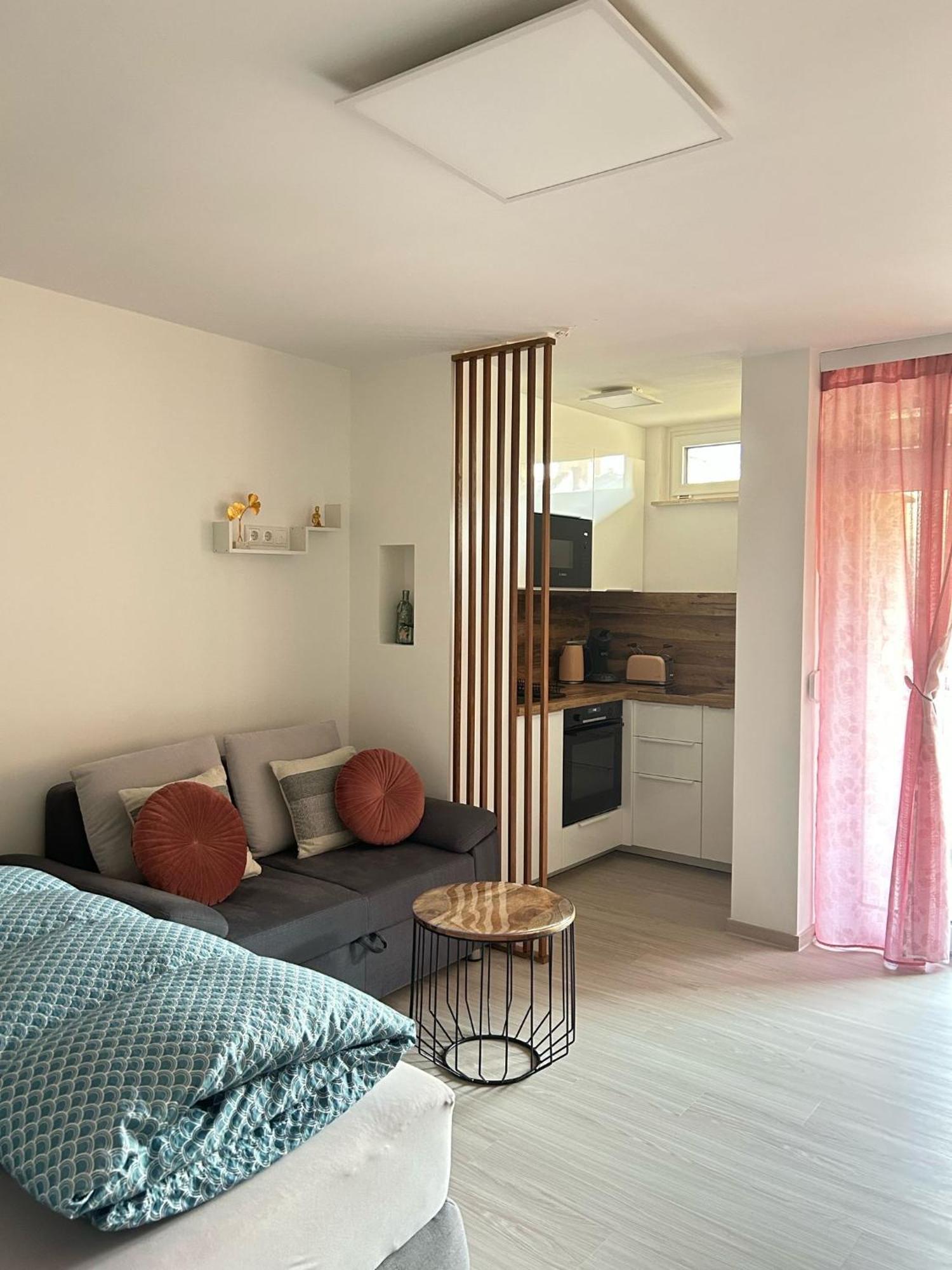 Lilis Apartment Mit Balkon Augsburg Exteriér fotografie